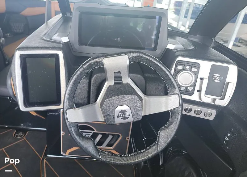 Slide: The Image of Malibu Wakesetter 23 LSV 2024 - 15605058