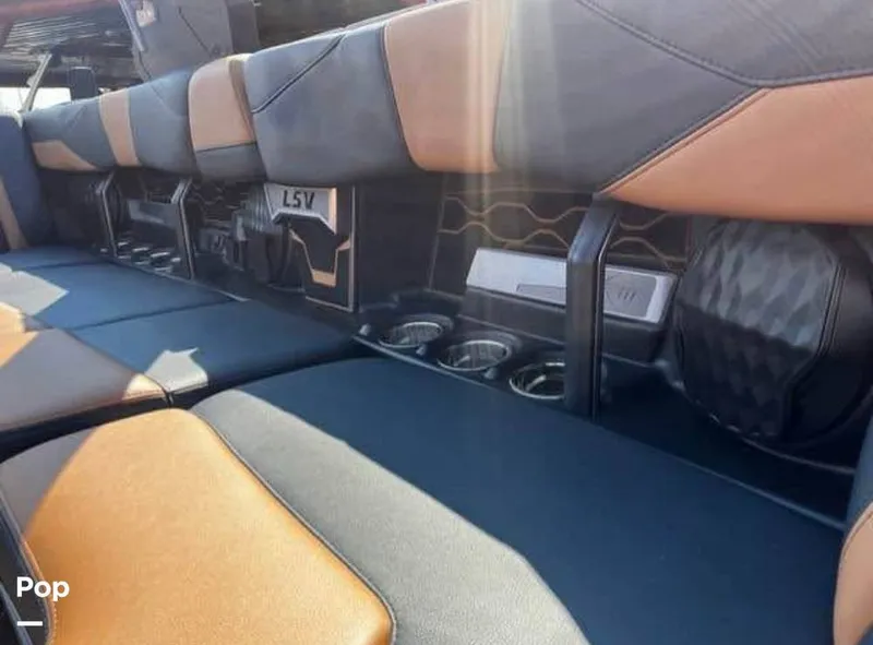 Slide: The Image of Malibu Wakesetter 23 LSV 2024 - 15591409