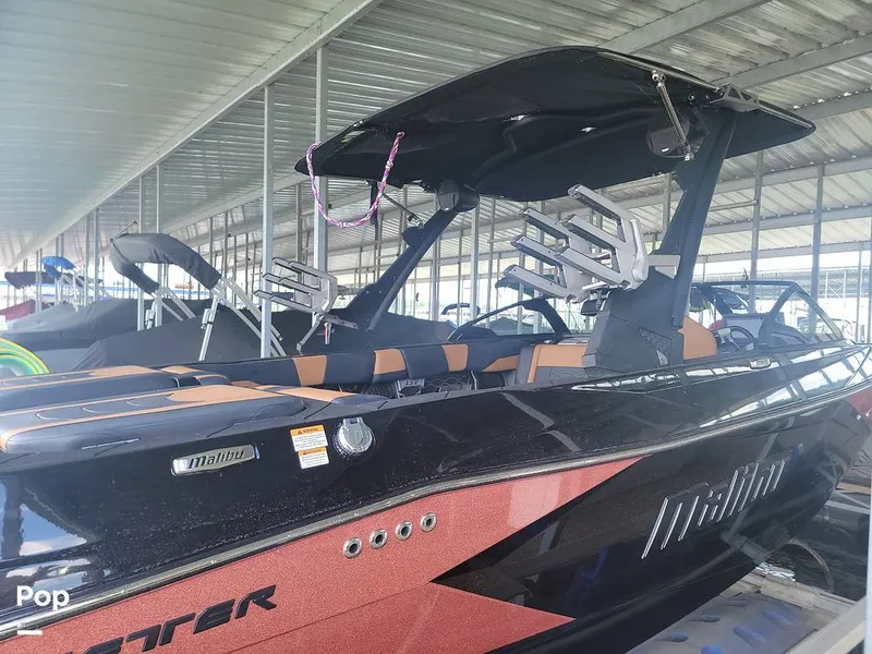 Slide: The Image of Malibu Wakesetter 23 LSV 2024 - 15605048