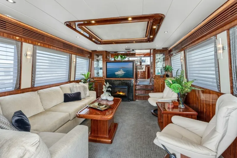 Slide: The Image of Hampton Yachts 760 Sky Lounge Motor Yachts 2014 - 1