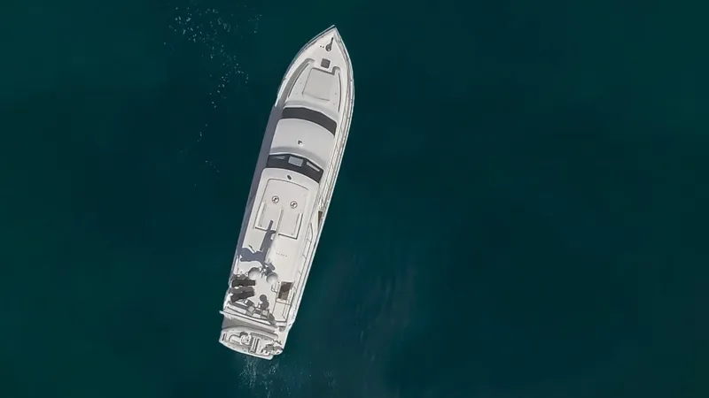 Slide: The Image of Hampton Yachts 760 Sky Lounge Motor Yachts 2014 - 35