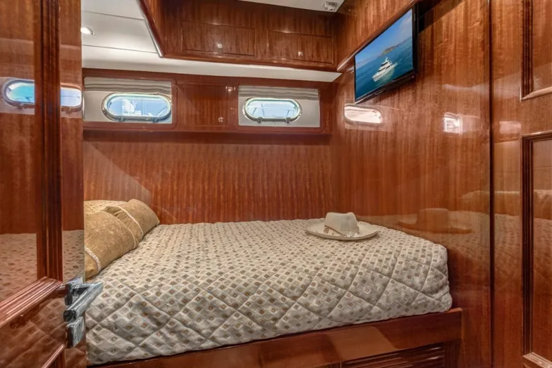 Slide: The Image of Hampton Yachts 760 Sky Lounge Motor Yachts 2014 - 16