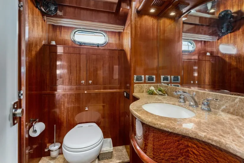 Slide: The Image of Hampton Yachts 760 Sky Lounge Motor Yachts 2014 - 12
