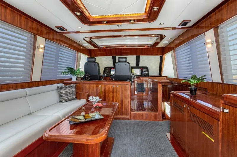 Slide: The Image of Hampton Yachts 760 Sky Lounge Motor Yachts 2014 - 4
