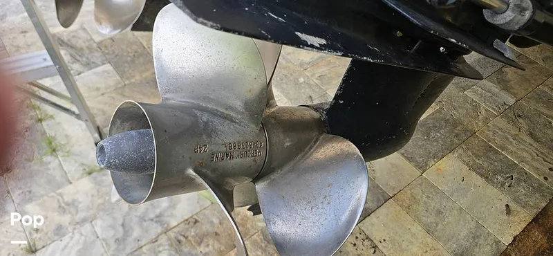 Slide: The Image of Sea Ray 290 Sundancer 2006 - 15758296