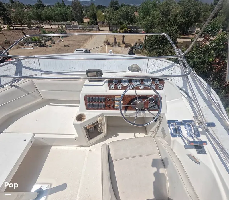 Slide: The Image of Bayliner 3258 Command Bridge 2001 - 15643789