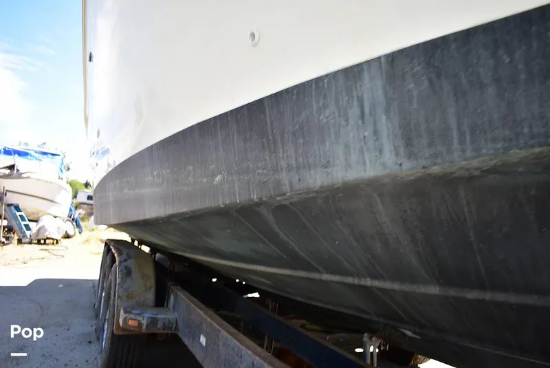 Slide: The Image of Bayliner 3258 Command Bridge 2001 - 15643900