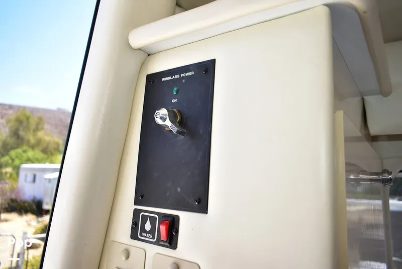 Slide: The Image of Bayliner 3258 Command Bridge 2001 - 15643871