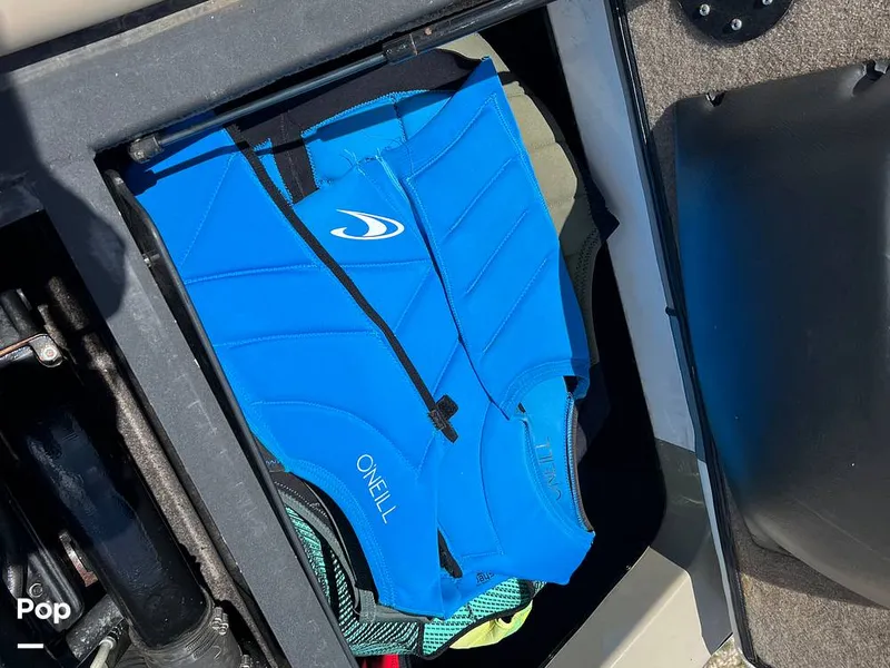 Slide: The Image of Malibu 20 LSV Sunscape 2009 - 15595949