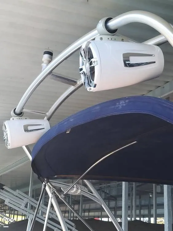 Slide: The Image of Sea Ray 240 Sundeck 2007 - 15588916