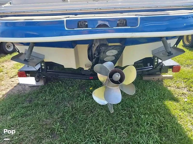 Slide: The Image of Sea Ray 240 Sundeck 2007 - 15618302