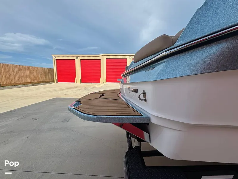 Slide: The Image of Mastercraft XT22 2023 - 15607427