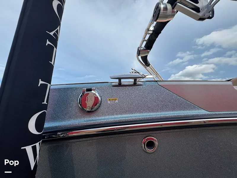 Slide: The Image of Collapsing Cleats - 15607431