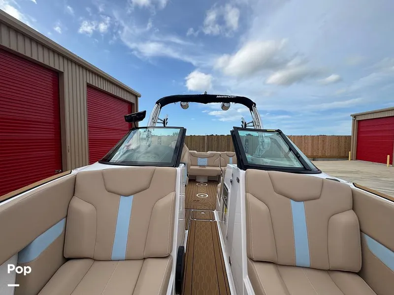 Slide: The Image of Mastercraft XT22 2023 - 15607454