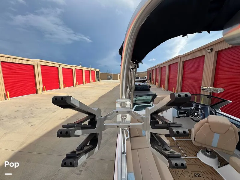 Slide: The Image of Mastercraft XT22 2023 - 15607476