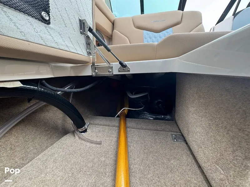 Slide: The Image of Compartment Storage - 15607496