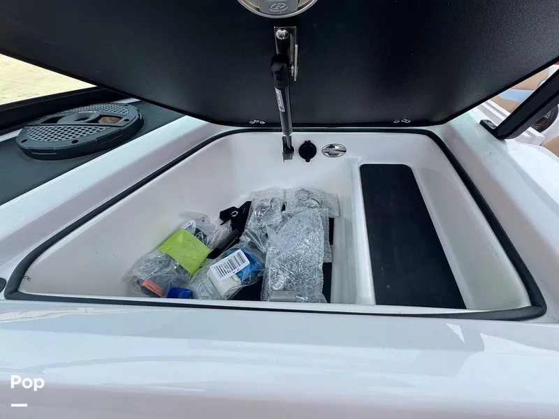 Slide: The Image of Glove Box - 15607511