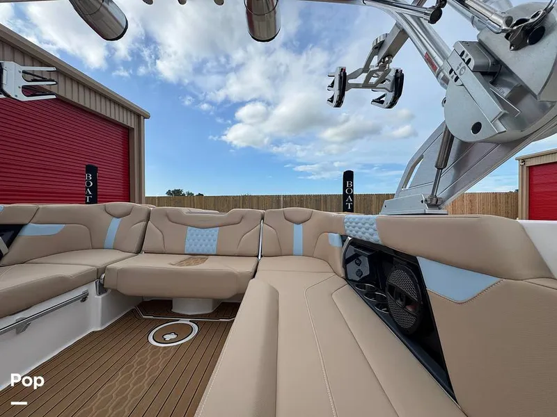 Slide: The Image of Mastercraft XT22 2023 - 15607462