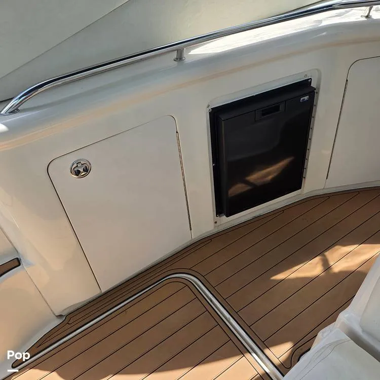 Slide: The Image of Sea Ray 300 Sundancer 2004 - 16315033