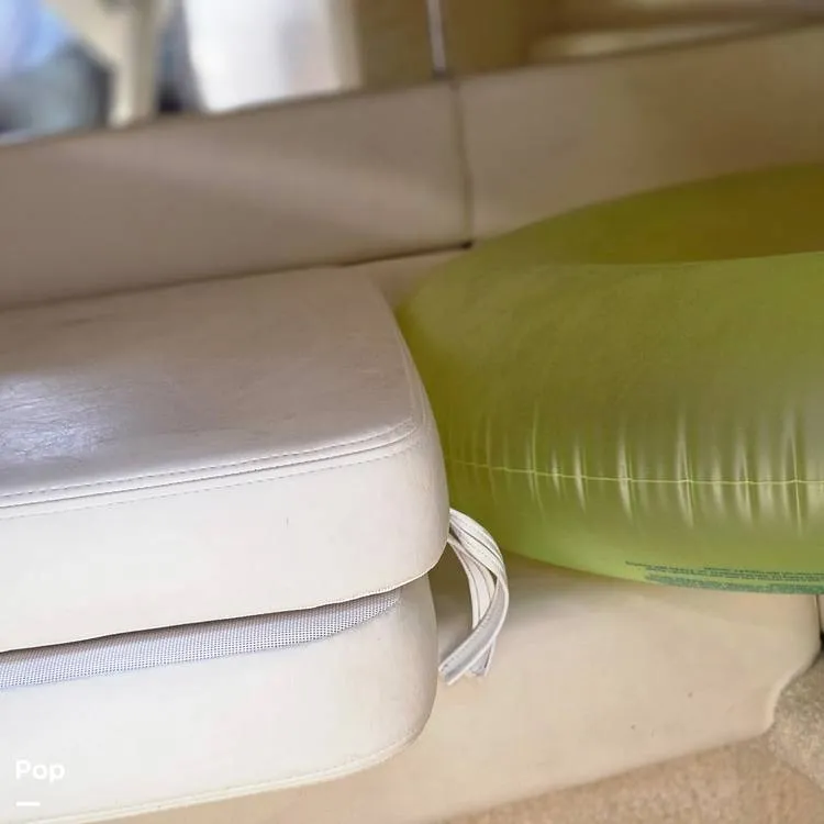 Slide: The Image of Sea Ray 300 Sundancer 2004 - 16315051