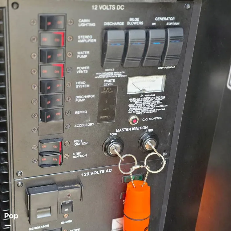 Slide: The Image of Sea Ray 300 Sundancer 2004 - 16315053