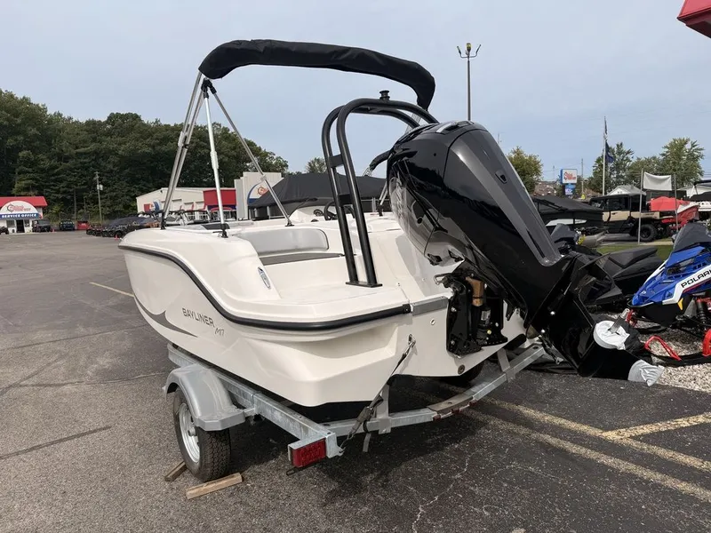 The Image of Bayliner 170EL 2027 - 0