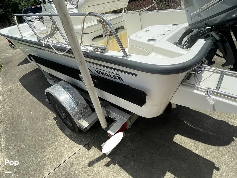 Slide: The Image of Boston Whaler Montauk 170 2008 - 15634923