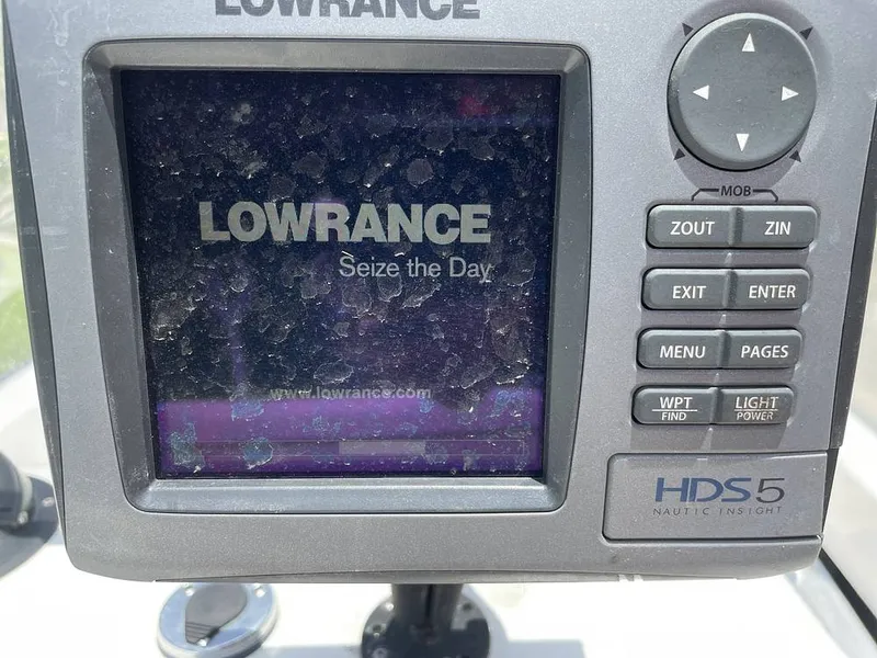 Slide: The Image of Boston Whaler Montauk 170 2008 - 15634948