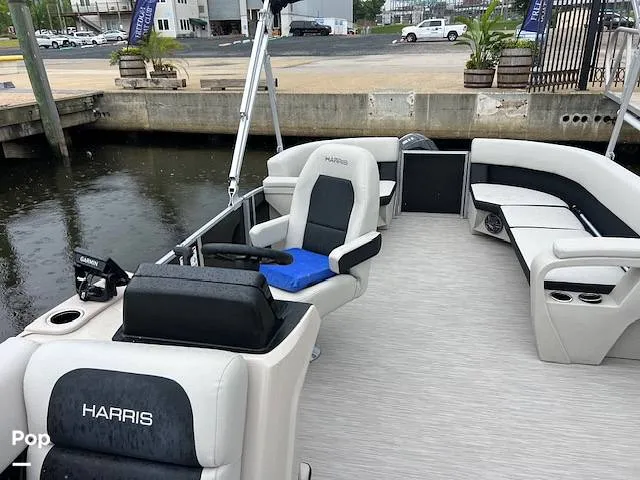 Slide: The Image of Harris Breeze Pontoon 2025 - 15636223