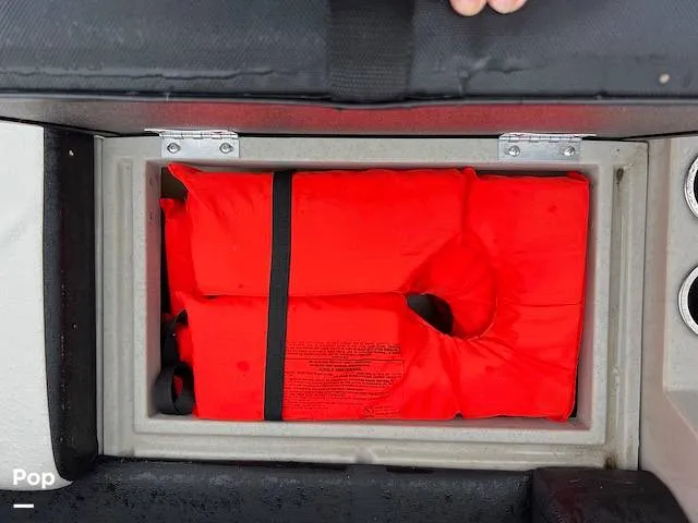 Slide: The Image of Harris Breeze Pontoon 2025 - 15636243