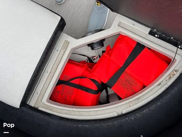 Slide: The Image of Harris Breeze Pontoon 2025 - 15636245