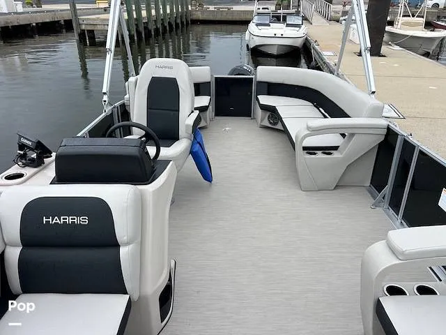 Slide: The Image of Harris Breeze Pontoon 2025 - 15636174