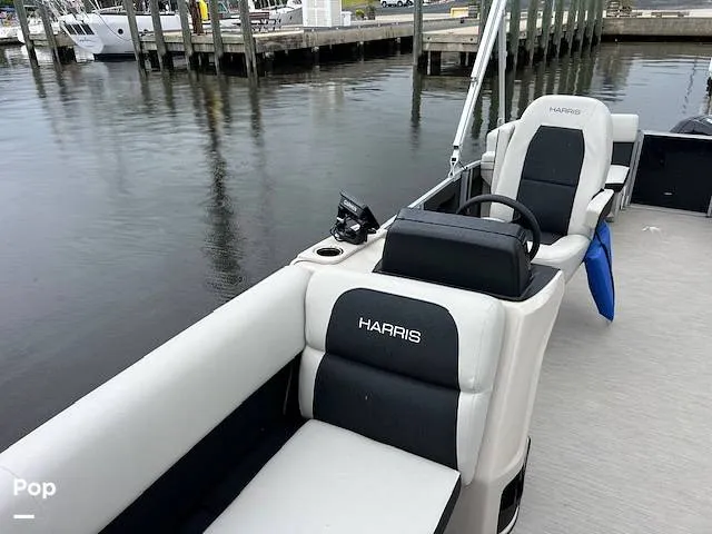 Slide: The Image of Harris Breeze Pontoon 2025 - 15636175