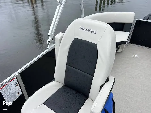 Slide: The Image of Harris Breeze Pontoon 2025 - 15636177
