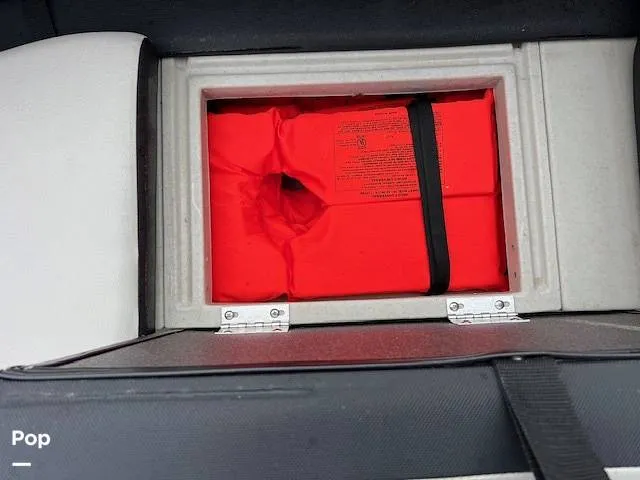 Slide: The Image of Harris Breeze Pontoon 2025 - 15636186