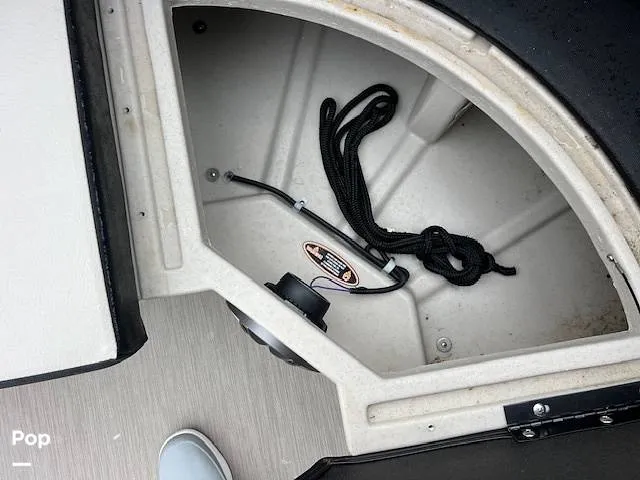 Slide: The Image of Harris Breeze Pontoon 2025 - 15636191