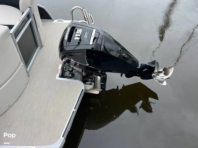 Slide: The Image of Harris Breeze Pontoon 2025 - 15636157