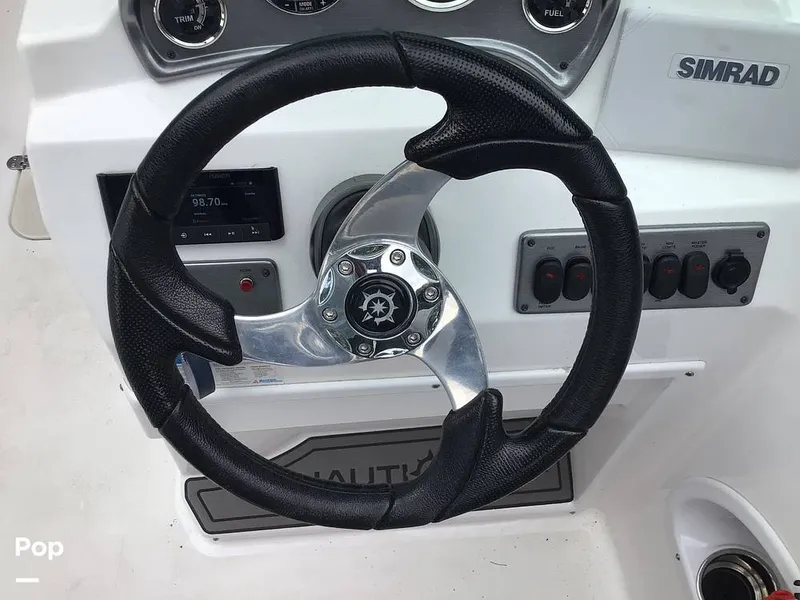 Slide: The Image of NauticStar 223 DC 2025 - 16756858