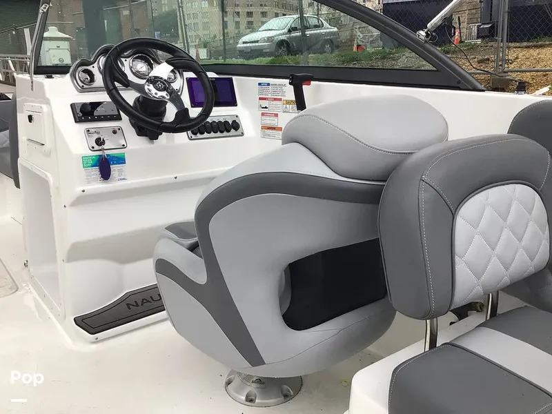 Slide: The Image of NauticStar 223 DC 2025 - 15608871