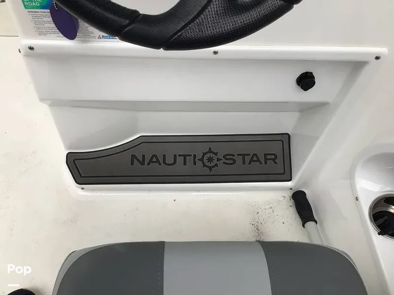 Slide: The Image of NauticStar 223 DC 2025 - 15608834