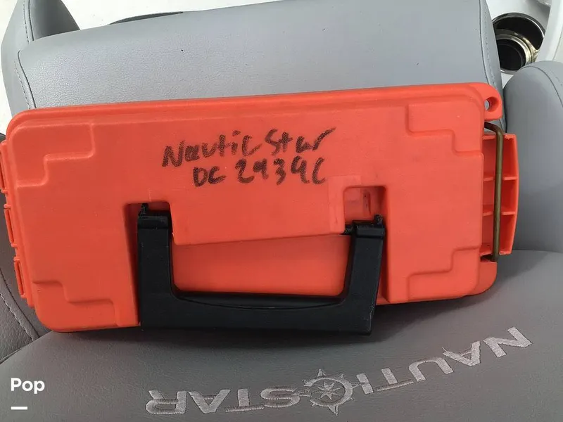 Slide: The Image of NauticStar 223 DC 2025 - 16756825