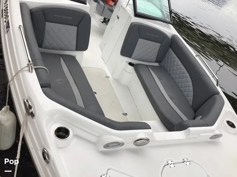 Slide: The Image of NauticStar 223 DC 2025 - 15608819