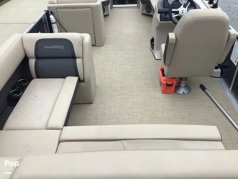 Slide: The Image of Harris Cruiser 230 2025 - 15608798