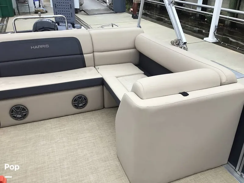 Slide: The Image of Harris Cruiser 230 2025 - 15608790