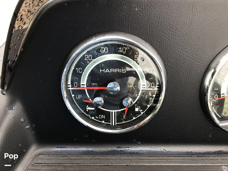 Slide: The Image of Harris Cruiser 230 2025 - 15608777