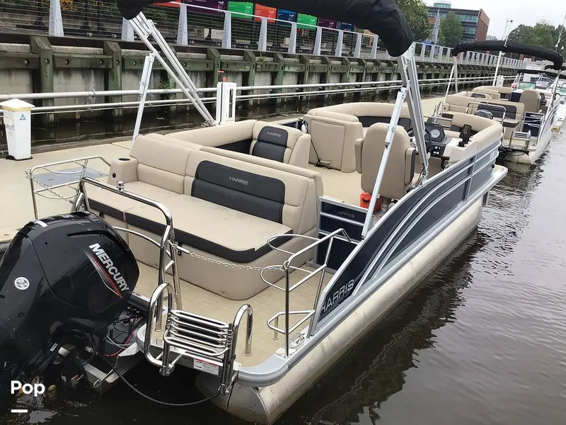 Slide: The Image of Harris Cruiser 230 2025 - 15608773