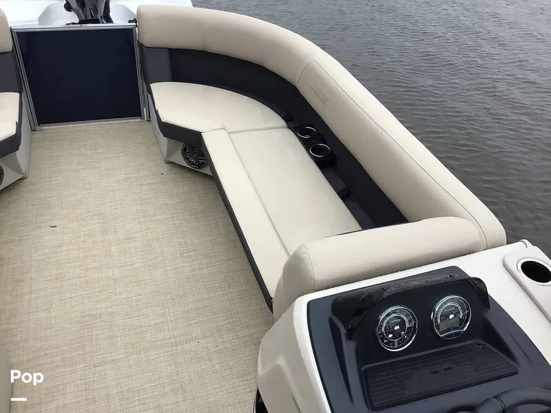 Slide: The Image of Harris HCX23 Cruiser 230 2025 - 15608763