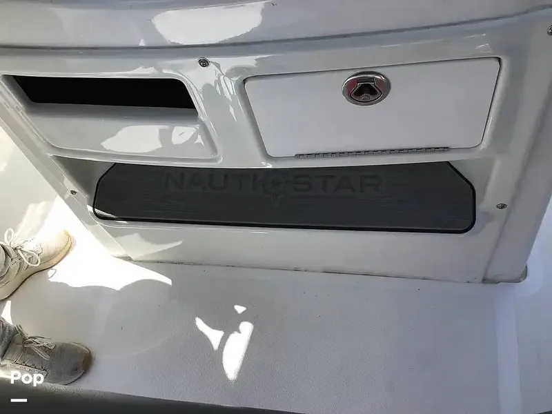 Slide: The Image of NauticStar 222 OSL 2024 - 15591139