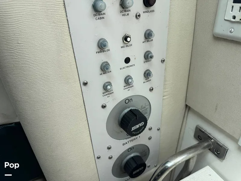 Slide: The Image of Wellcraft 330 Coastal 1999 - 15617369