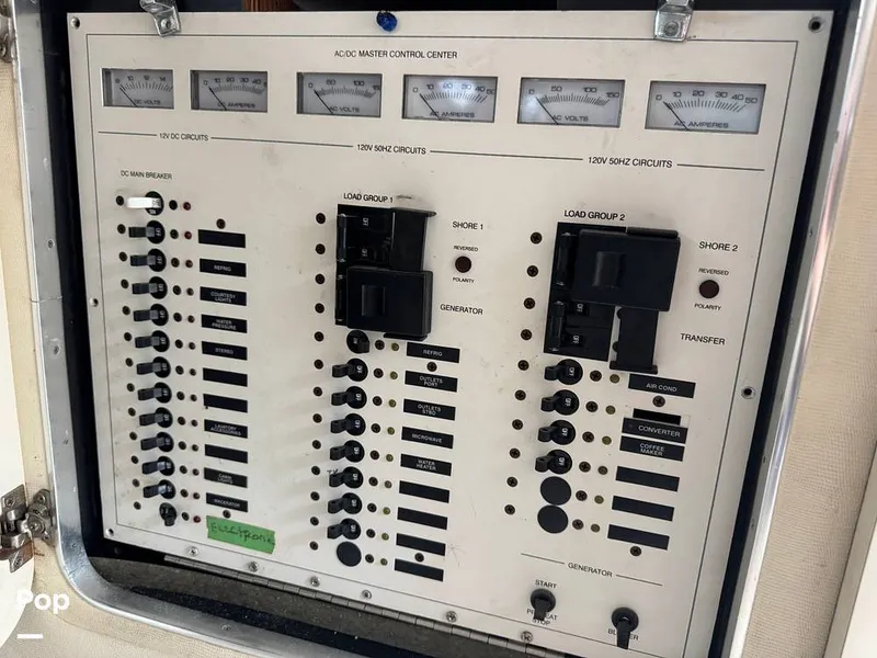 Slide: The Image of Wellcraft 330 Coastal 1999 - 15617372